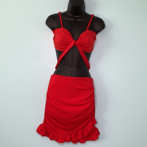 Red Matching Skirt & Top Set - Picture 3 of 7